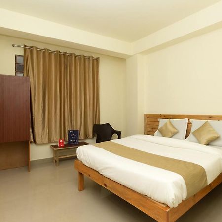 Hotel Travellers Inn Шиллонг Экстерьер фото